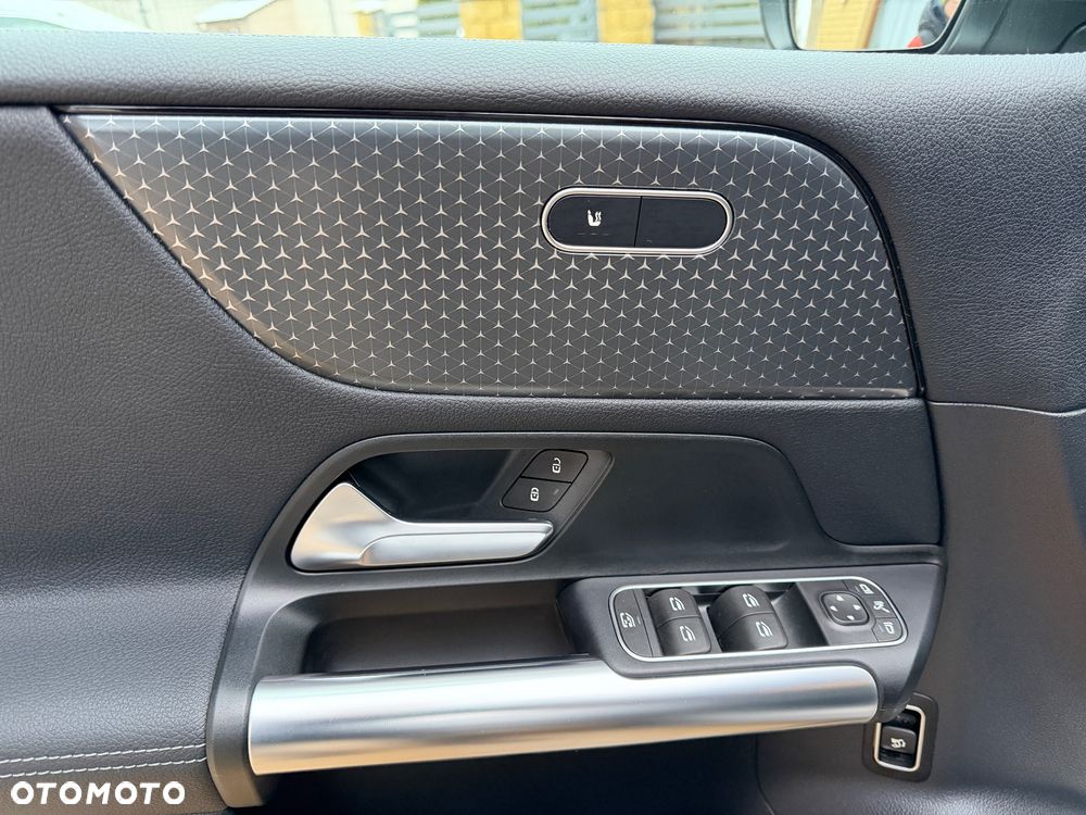 Mercedes-Benz Klasa B 200 d Progressive 8G-DCT - 16