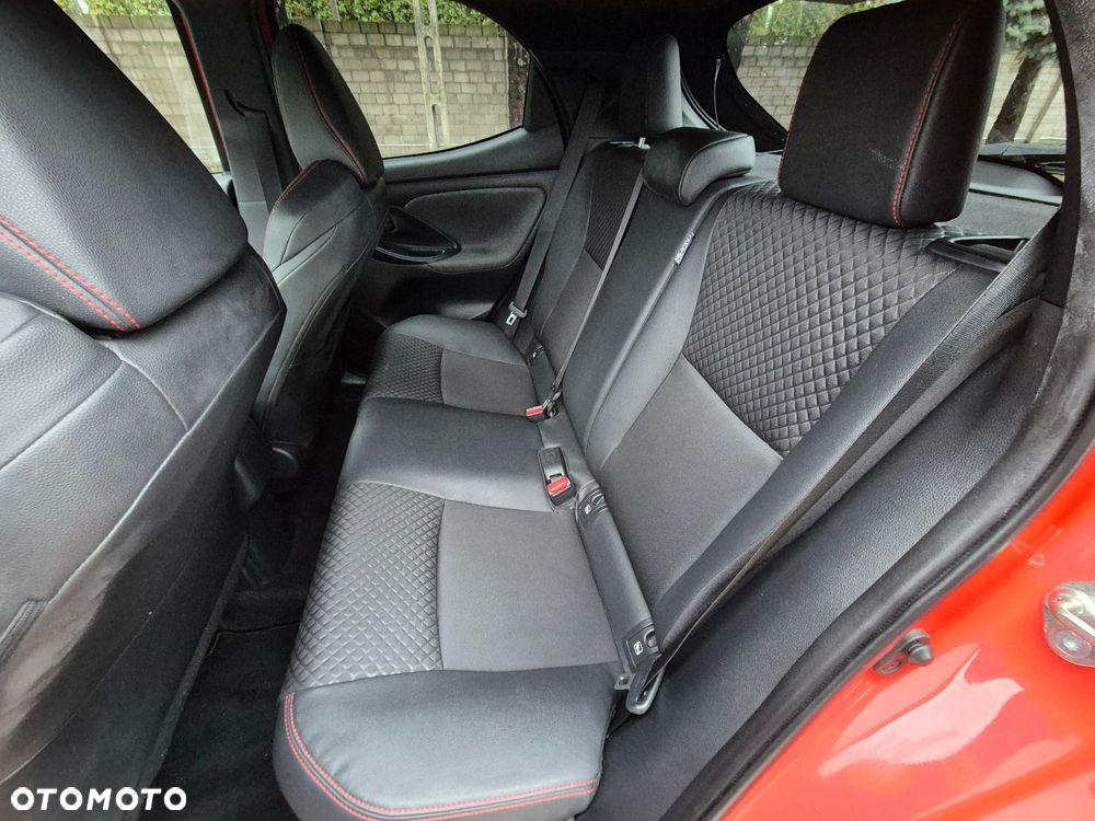 Toyota Yaris - 9