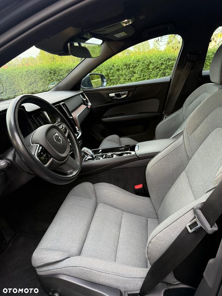 Volvo V60 T6 AWD Plug-In Hybrid Inscription - 20