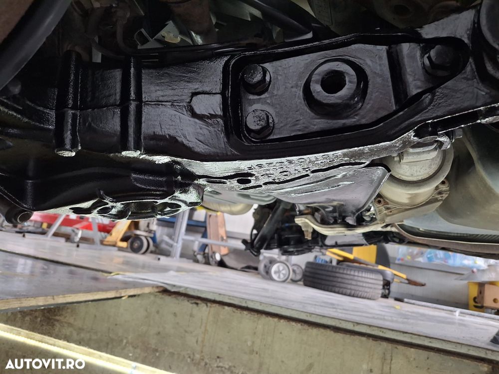 Renault Megane Energy 1.6 TCe EDC GT - 27