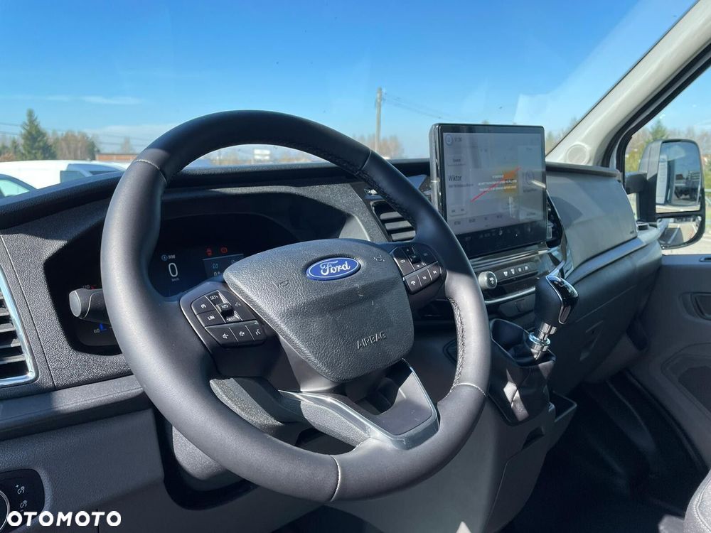 Ford transit Ford Transit DCAB RWD 2.0l Ecoblue 130 KM M6 - 16