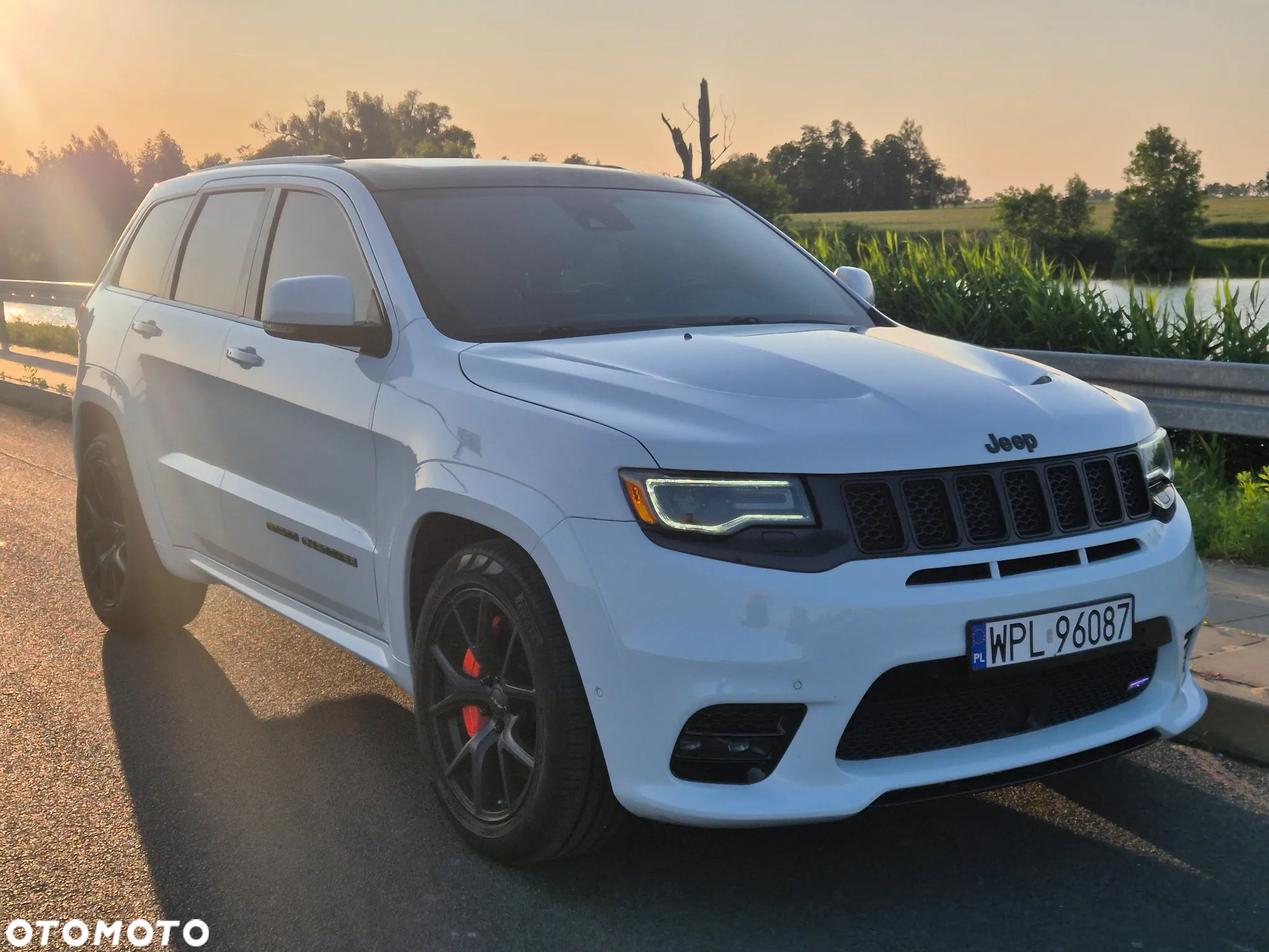 Jeep Grand Cherokee 6.4 V8 SRT8 - 2