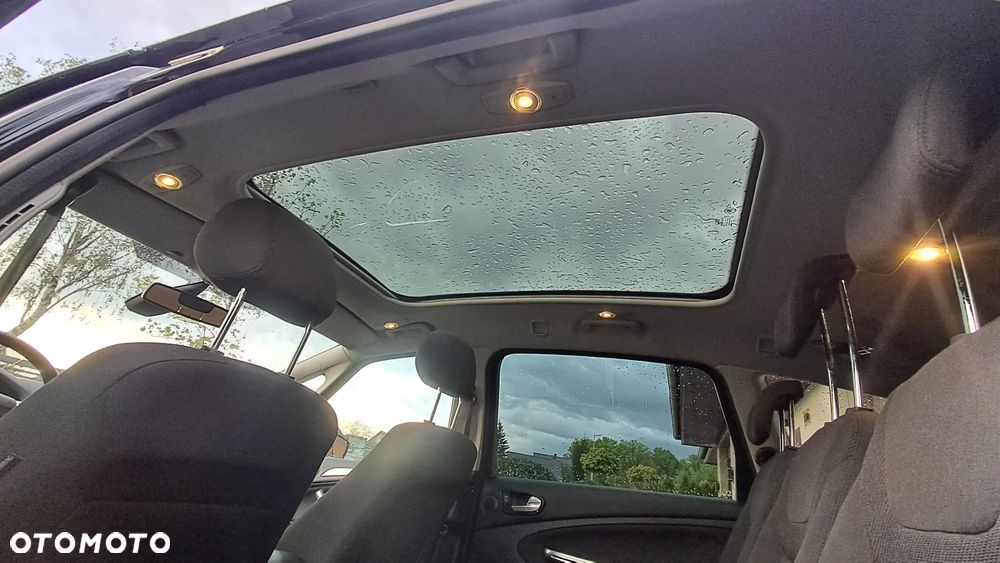 Ford S-Max - 10