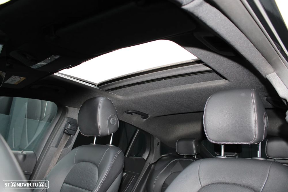 Mercedes-Benz GLC 300 e Coupé 4Matic - 14