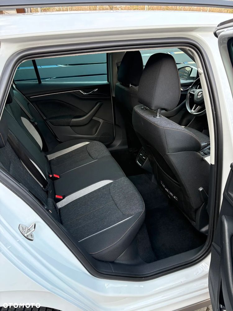 Skoda Kamiq 1.5 TSI Style DSG - 6