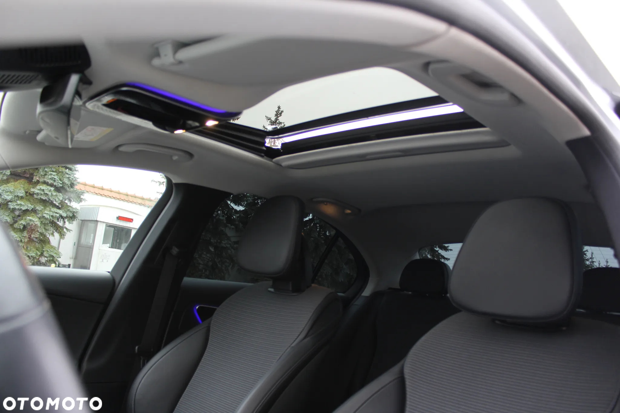 Mercedes-Benz Klasa C 220 d T 9G-TRONIC - 9