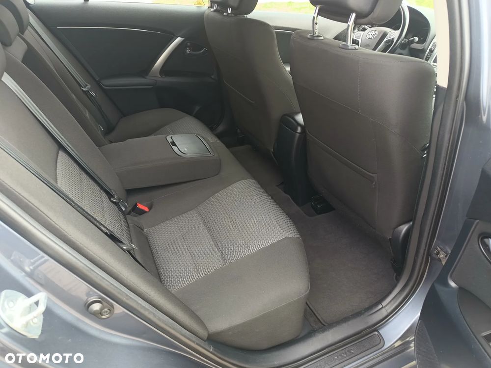 Toyota Avensis 1.8 Luna - 14