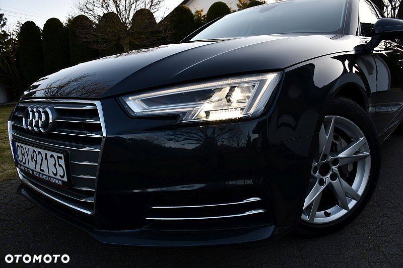 Audi A4 Limousine 2.0 TDI S tronic sport - 32