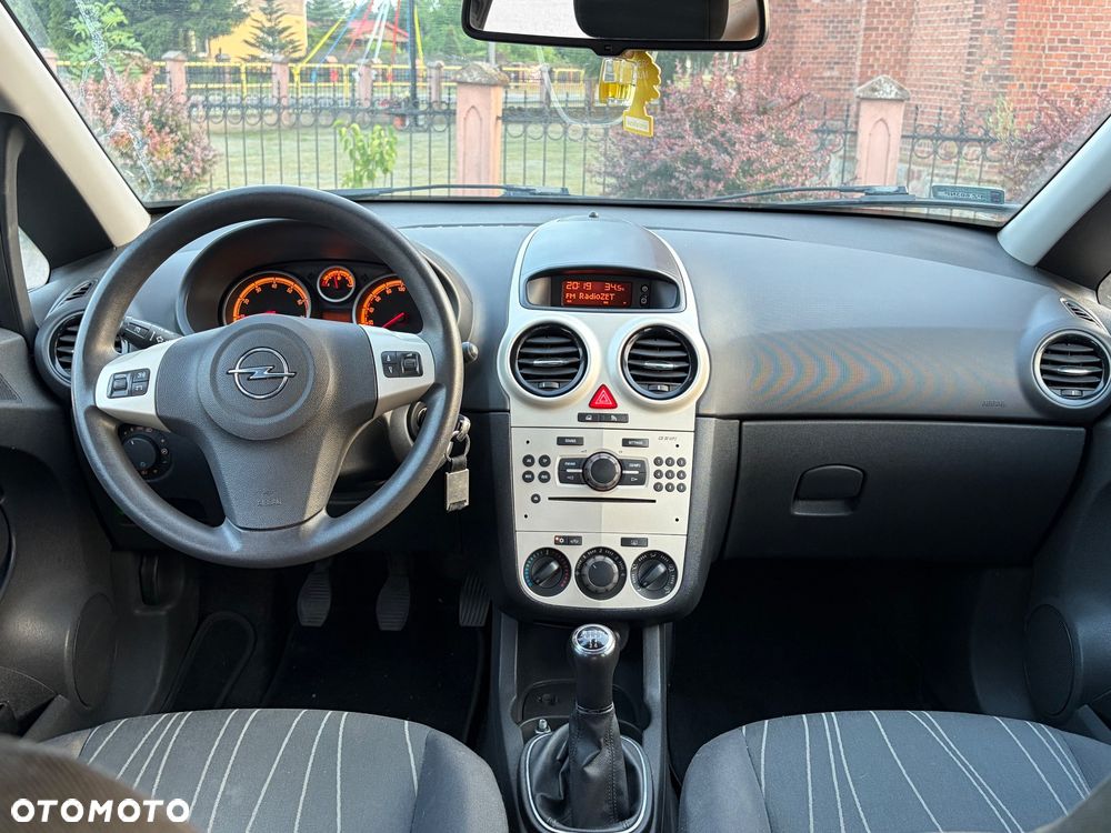 Opel Corsa 1.4 16V Edition - 15