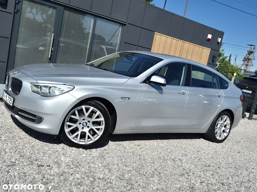 BMW 5GT - 4