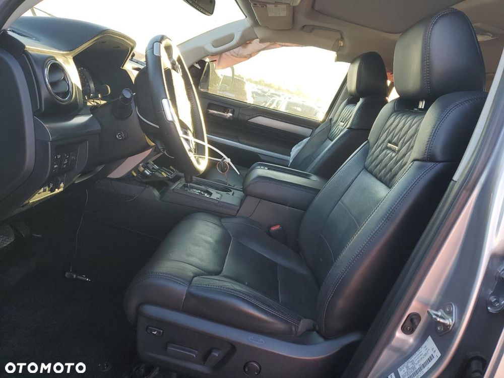 Toyota Tundra - 8
