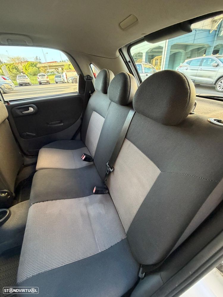 Opel Corsa - 4