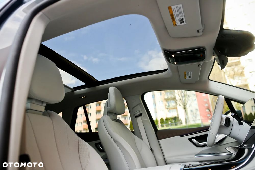 Mercedes-Benz EQE 350+ AMG Line Premium - 14
