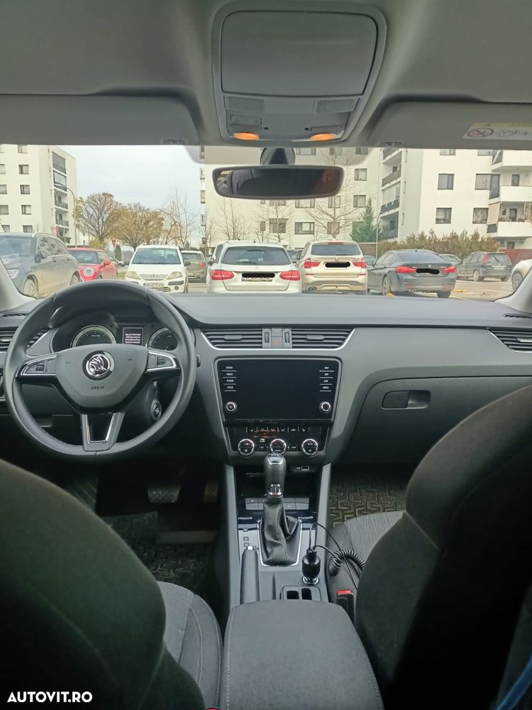 Skoda Octavia 2.0 TSI DSG Style - 7