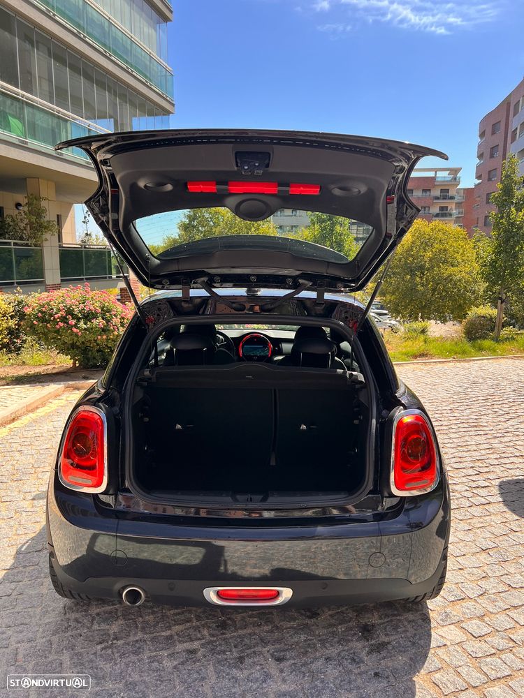 MINI 3 Portas Cooper D - 4
