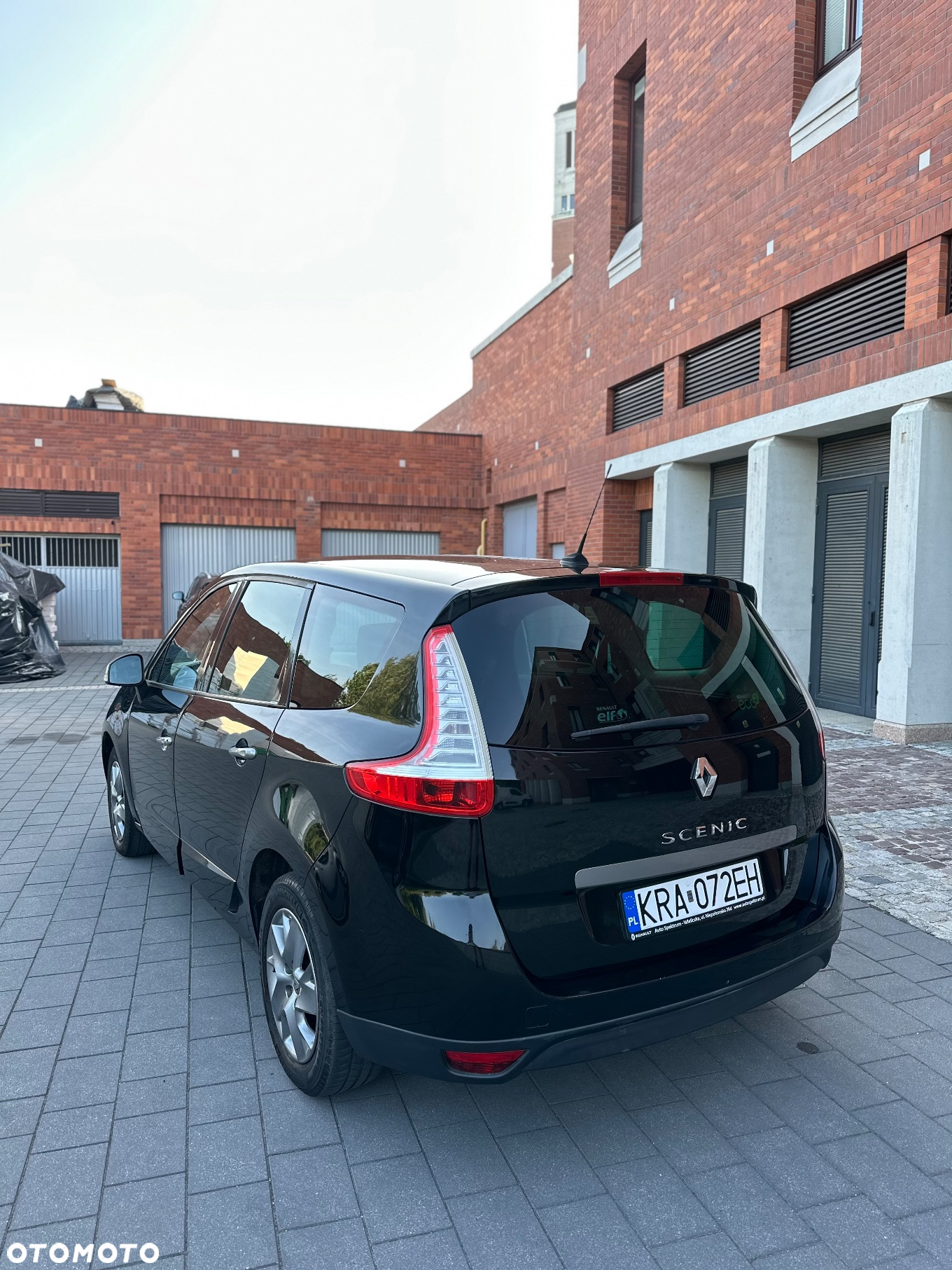 Renault Scenic 1.6 16V 110 TomTom Edition - 15