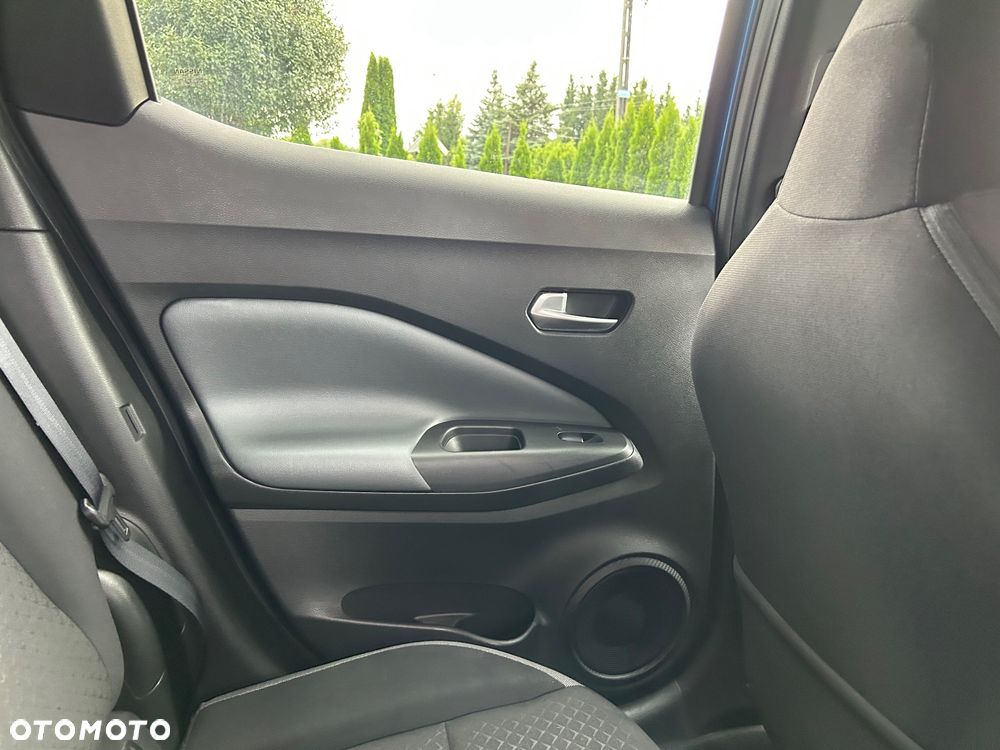 Nissan Juke 1.0 DIG-T Acenta DCT - 36