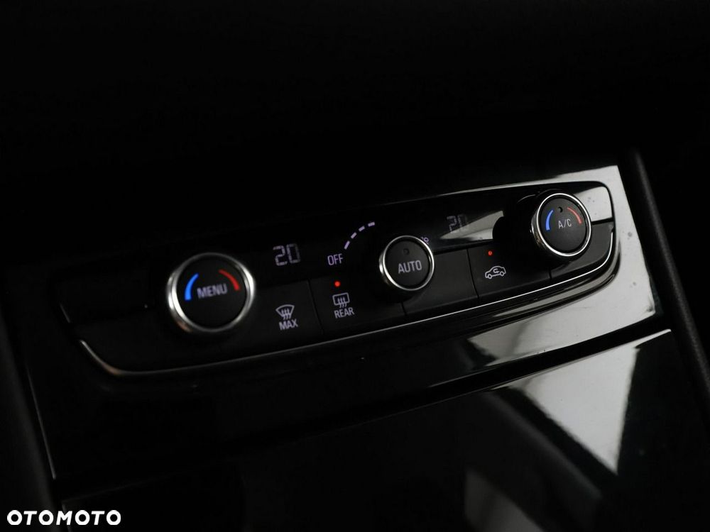 Opel Grandland X 1.2 T Innovation S&S - 28