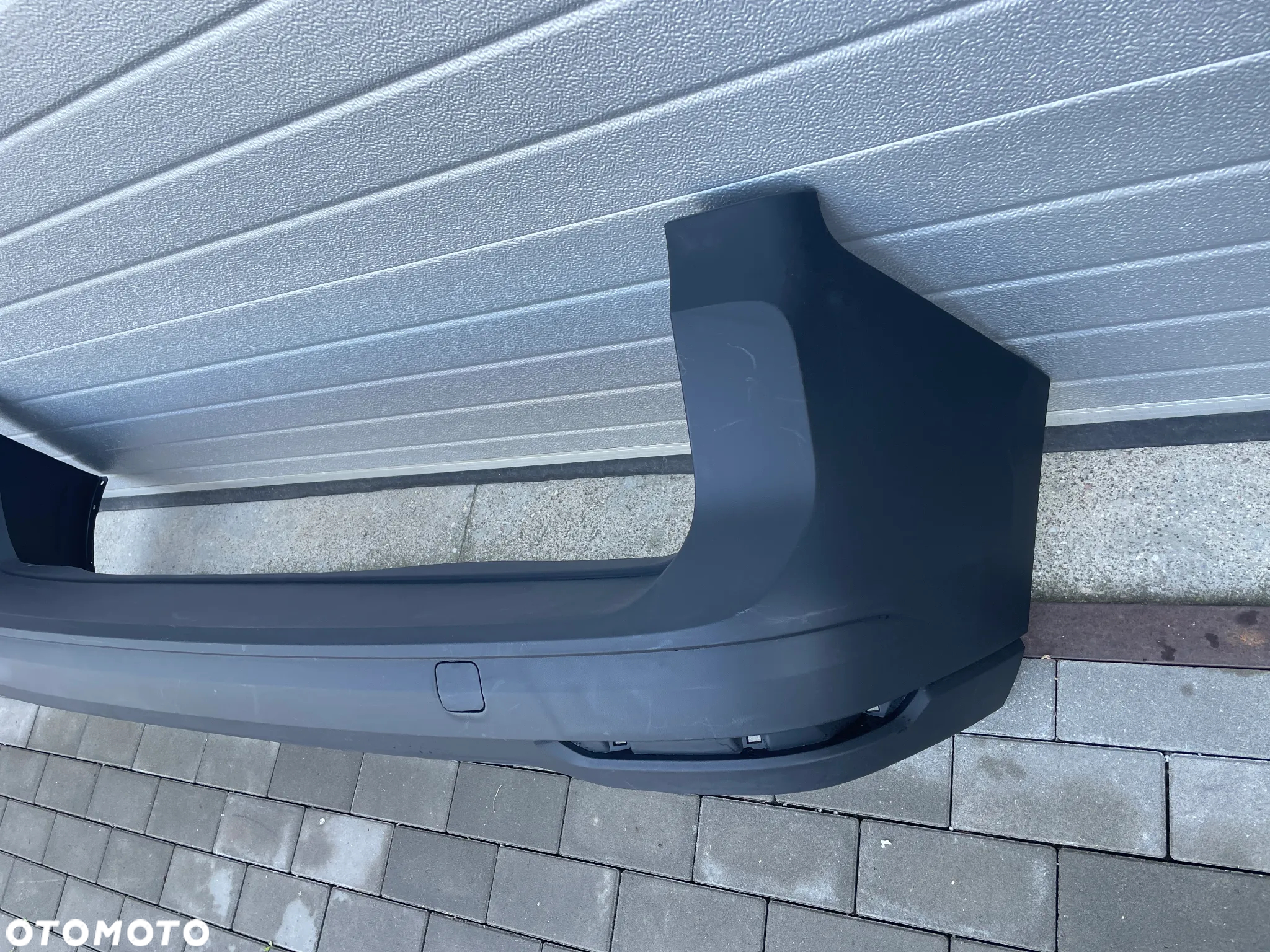 ZDERZAK TYLNY VW CADDY V  2020-- NOWY CZARNY - 2