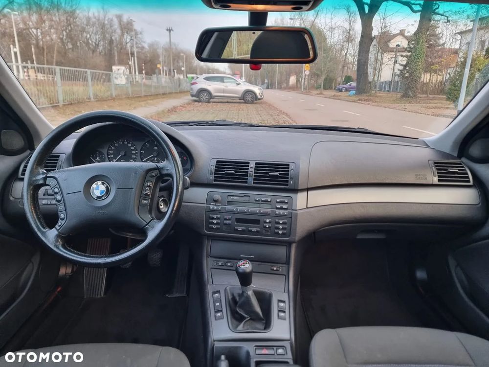 BMW Seria 3 320d Edition Exclusive - 7