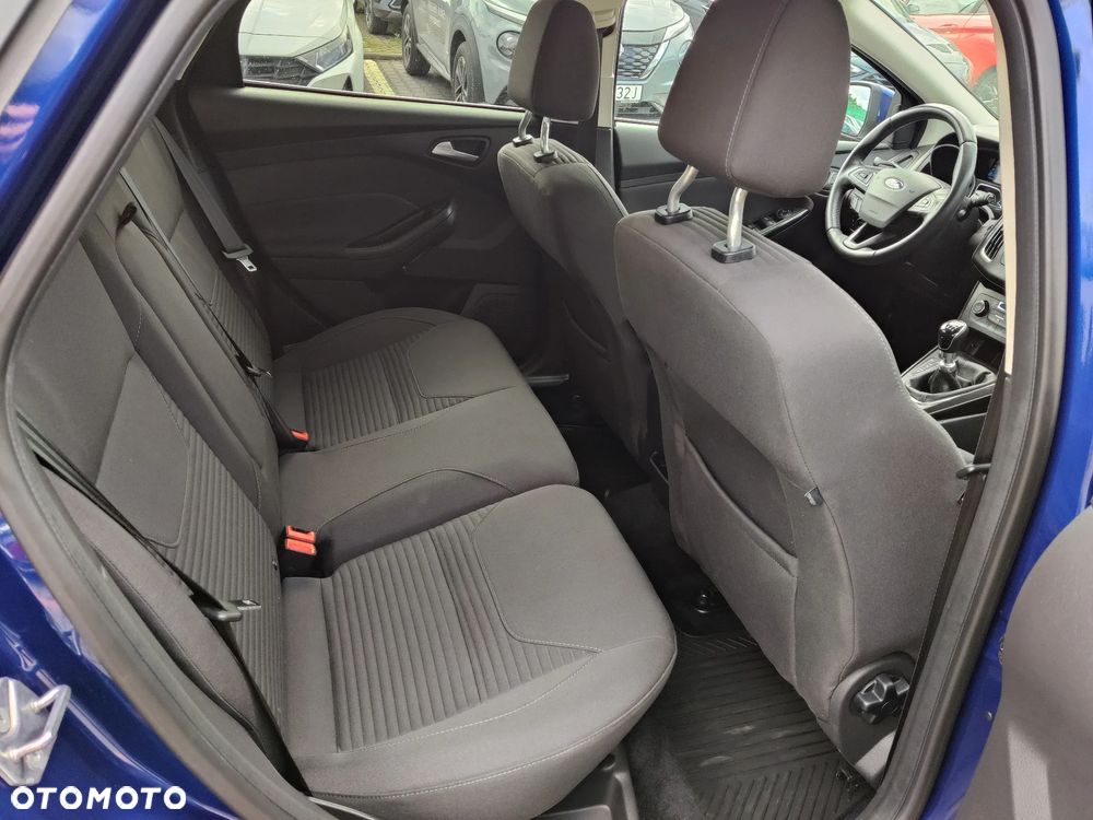 Ford Focus 1.0 EcoBoost Titanium - 17