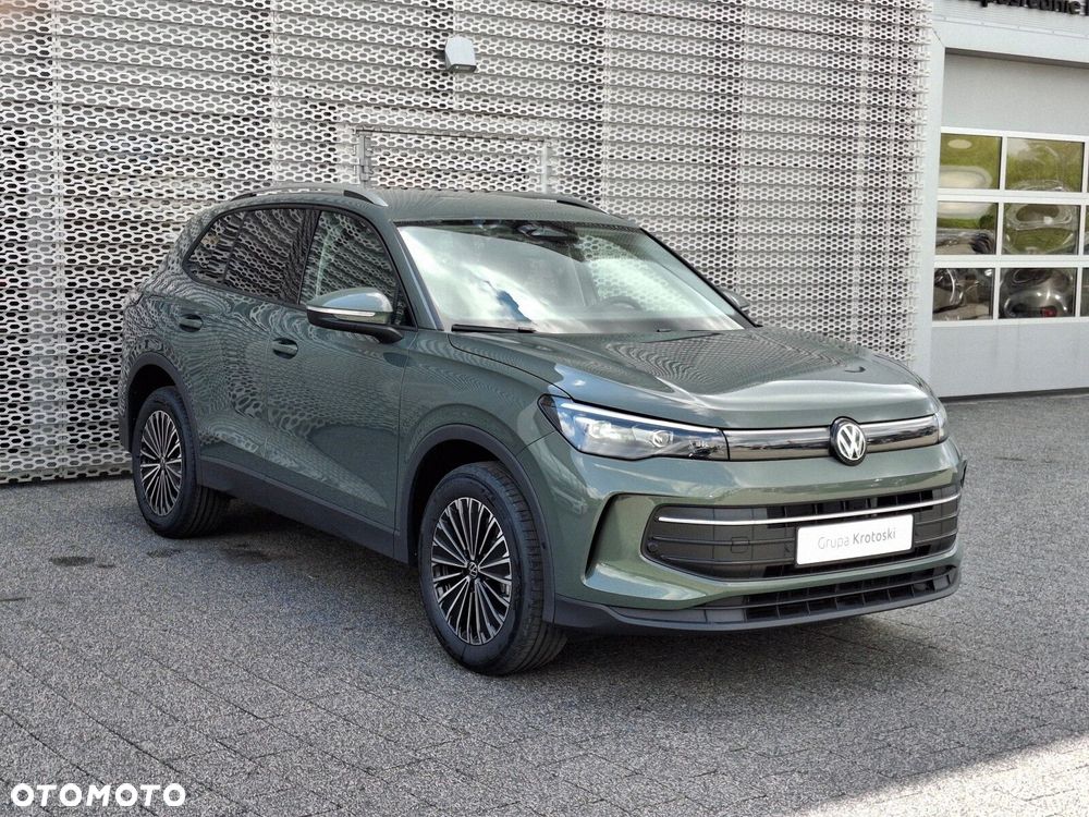 Volkswagen Tiguan - 5