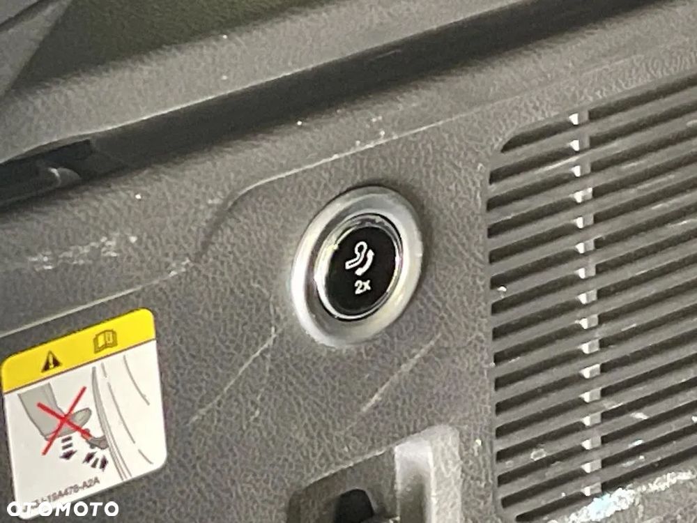 Ford Mondeo 2.0 Hybrid ST-Line Plus - 9