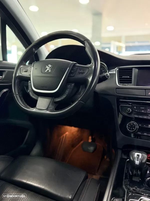 Peugeot 508 RXH 2.0 HDi Hybrid4 2-Tronic - 17