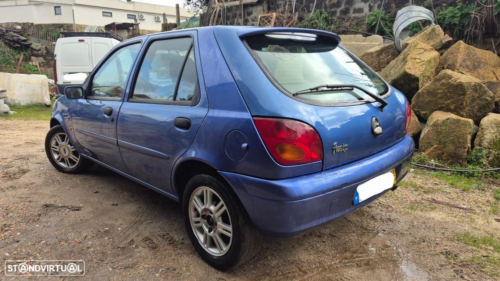 Ford Fiesta 1.25 Ghia - 4