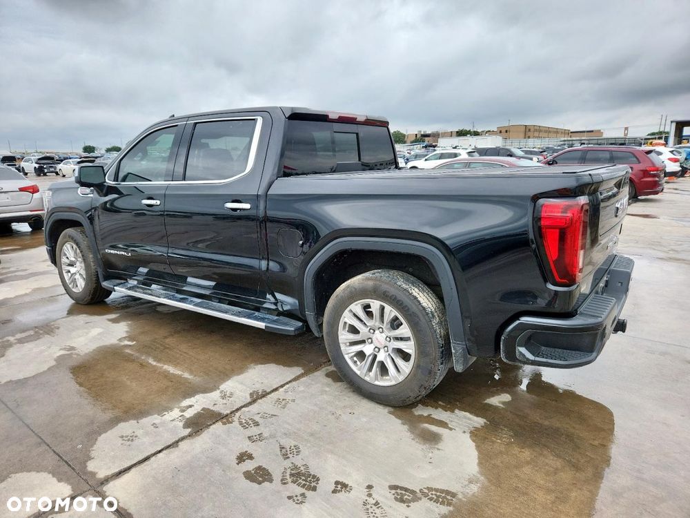 GMC Sierra - 6