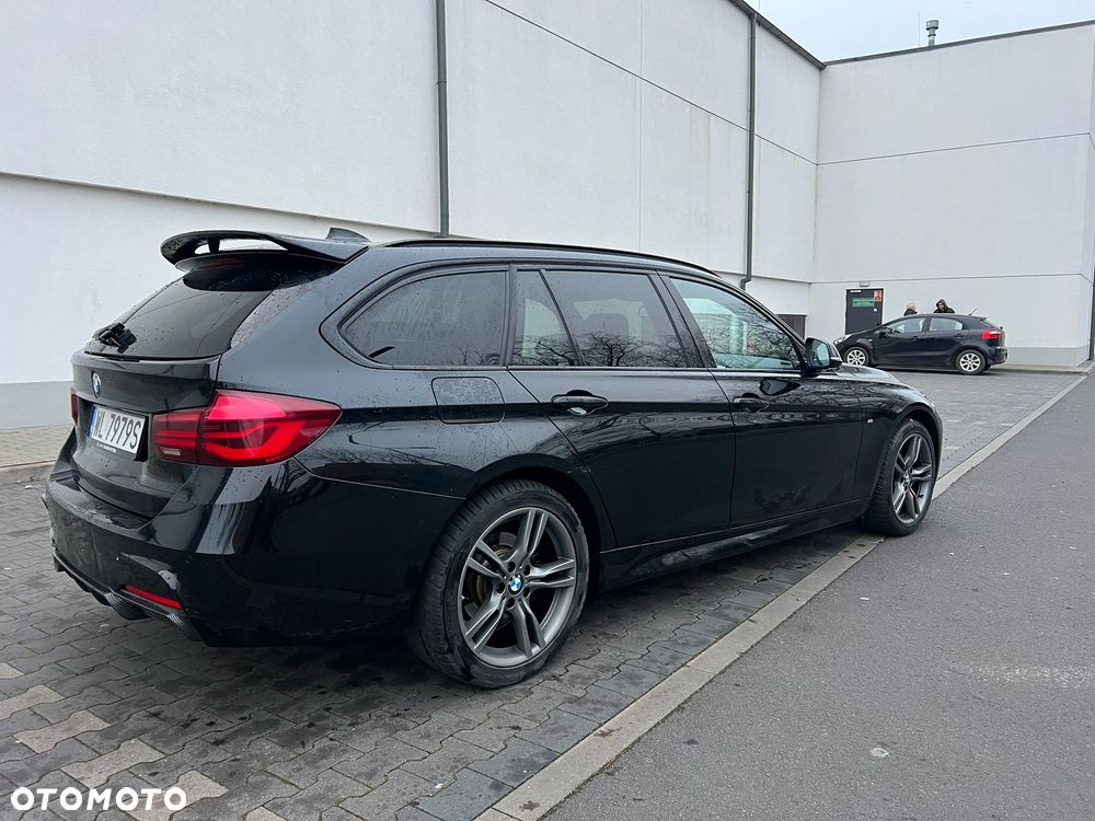 BMW Seria 3 320d M Sport - 8
