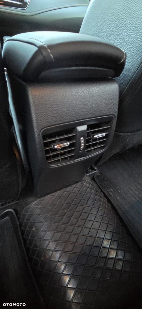 Toyota Corolla 2.0 Hybrid Executive - 14