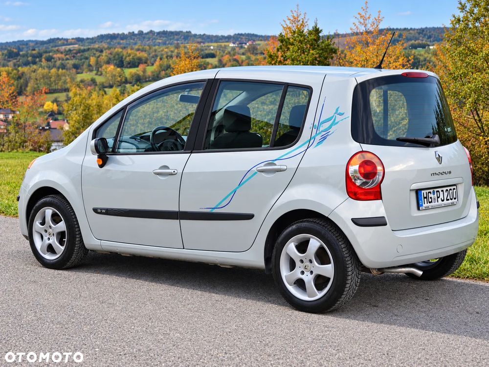 Renault Modus 1.6 16V Dynamique - 18