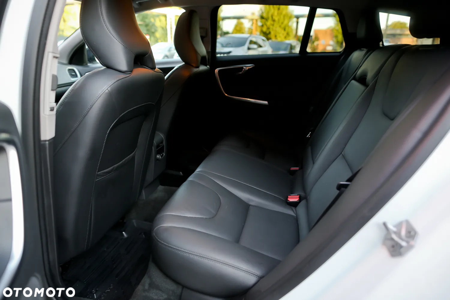 Volvo V60 Cross Country D4 Summum - 21