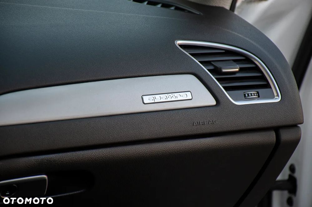 Audi A4 Avant 2.0 TDI S tronic quattro - 33
