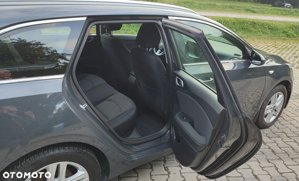 Kia Ceed 1.6 CRDi SCR M - 19