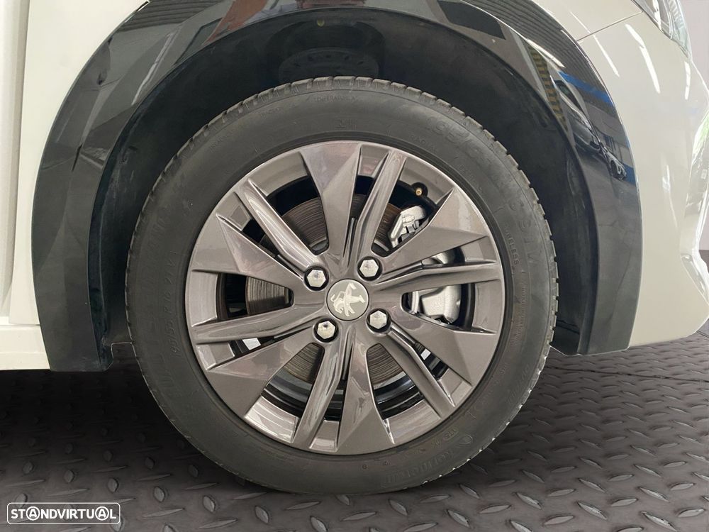 Peugeot e-208 50 kWh Allure Pack - 22