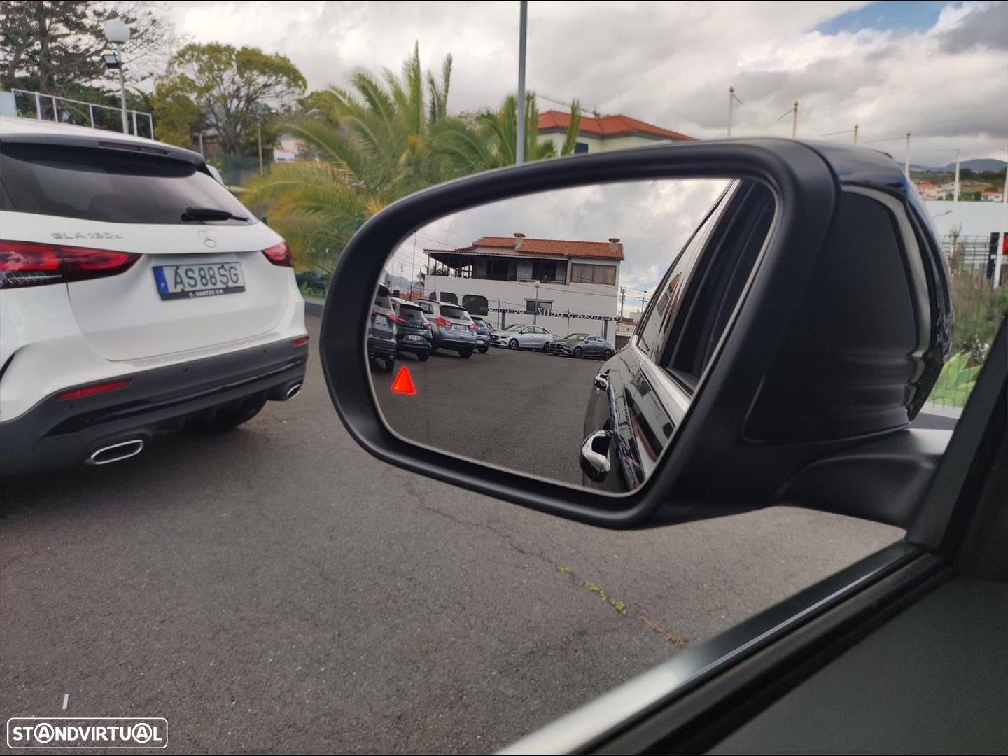 Mercedes-Benz EQB - 15