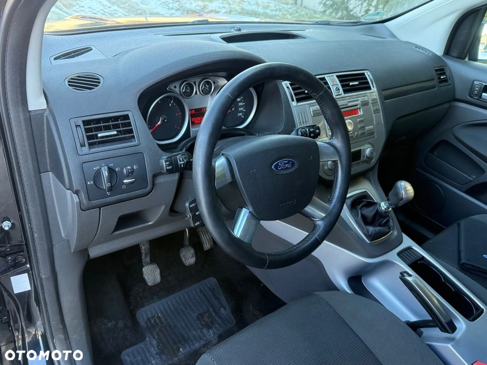 Ford Kuga 2.0 TDCi 4x4 Trend - 15
