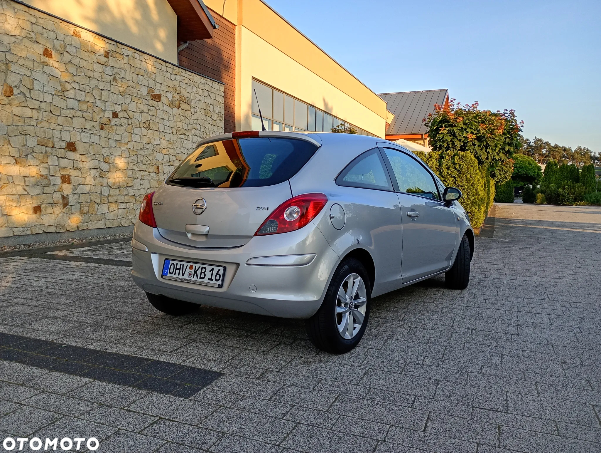 Opel Corsa 1.3 CDTI Enjoy - 11