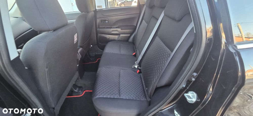 Mitsubishi ASX 1.8 DI-D 2WD Instyle - 30