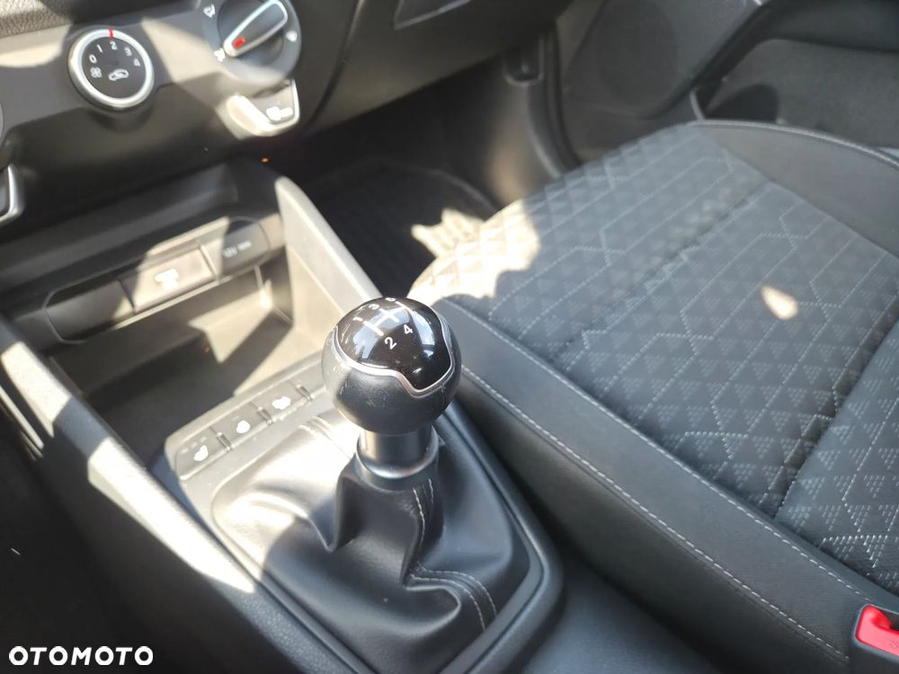 Kia Rio 1.2 M - 12