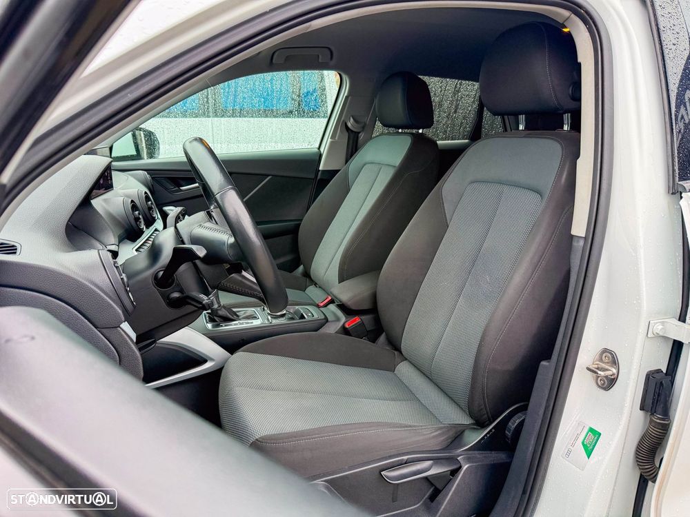 Audi Q2 30 TDI S tronic - 28