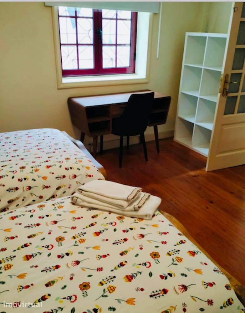 Quarto - localizado em Cedofeita Porto - Grande imagem: 2/13