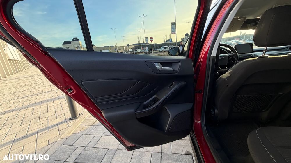 Ford Focus 1.5 EcoBlue Titanium - 29