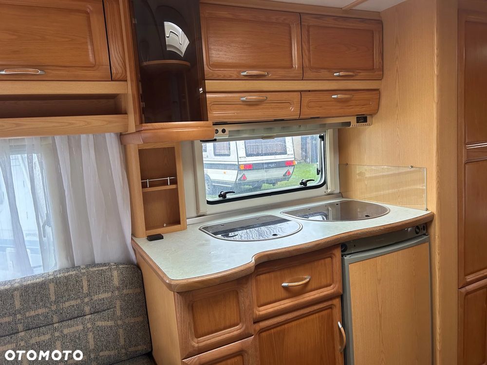 Fendt 650 z dużym przedsionkiem, prysznic - 11