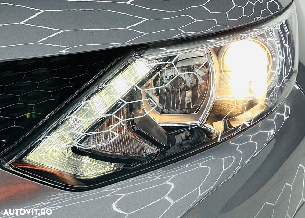 Nissan Qashqai 1.2 DIG-T TEKNA - 10