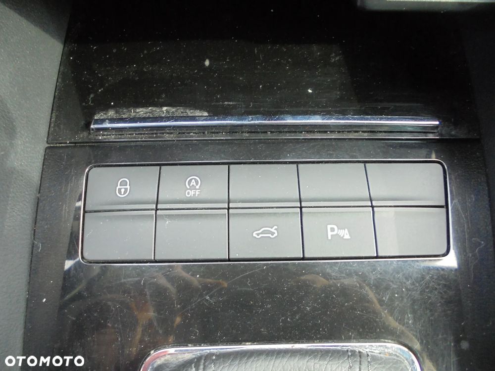 Skoda Octavia 2.0 TDI DSG Ambition - 20