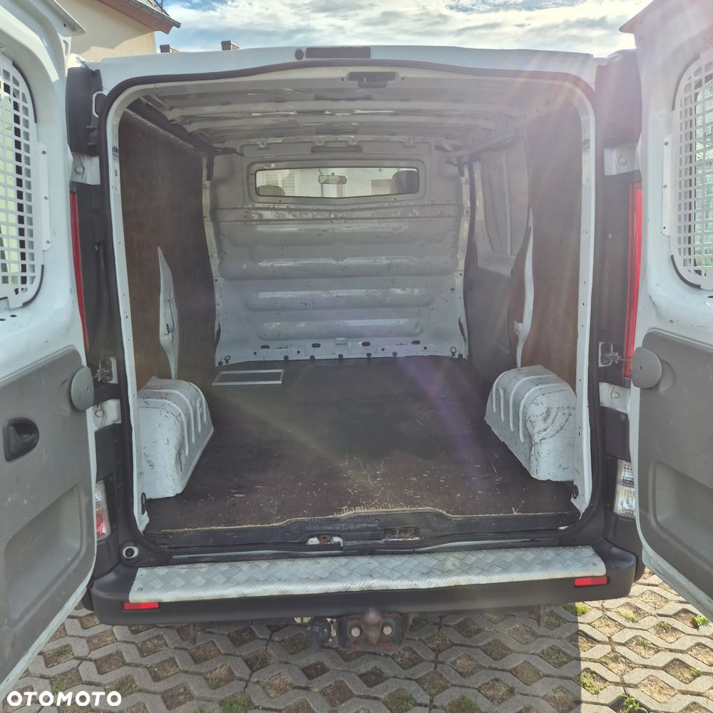 Opel Vivaro - 14