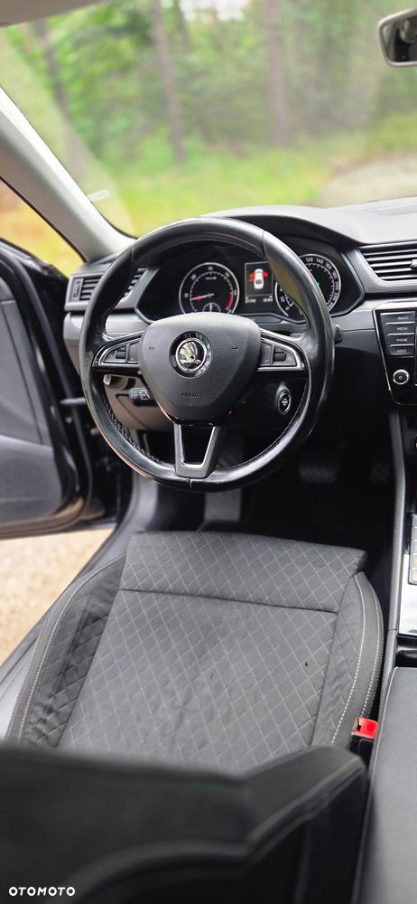 Skoda Superb 2.0 TDI Ambition DSG - 18